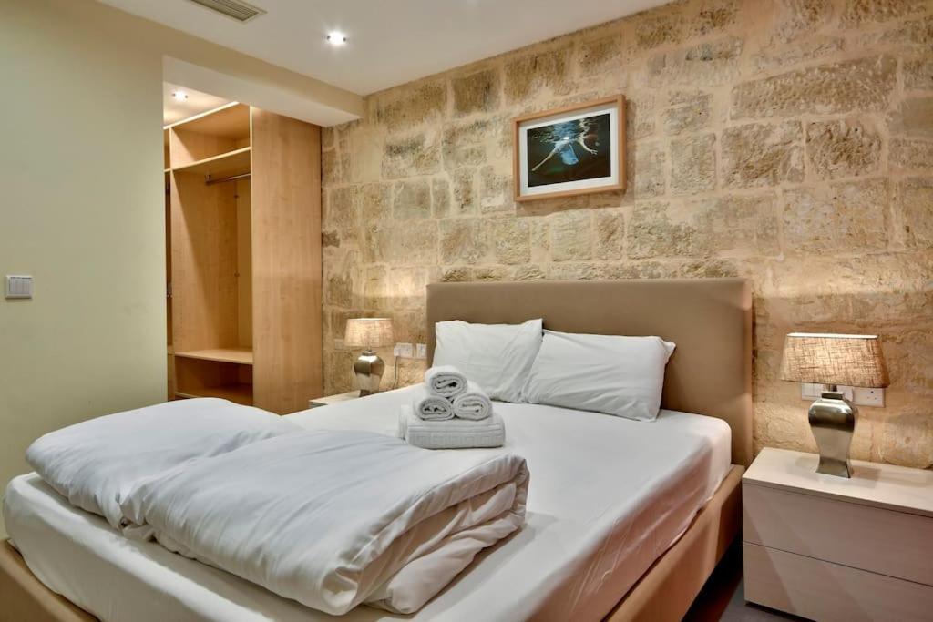 Vallettastay - Orangerie Two Bedroom Apartment 201 Εξωτερικό φωτογραφία